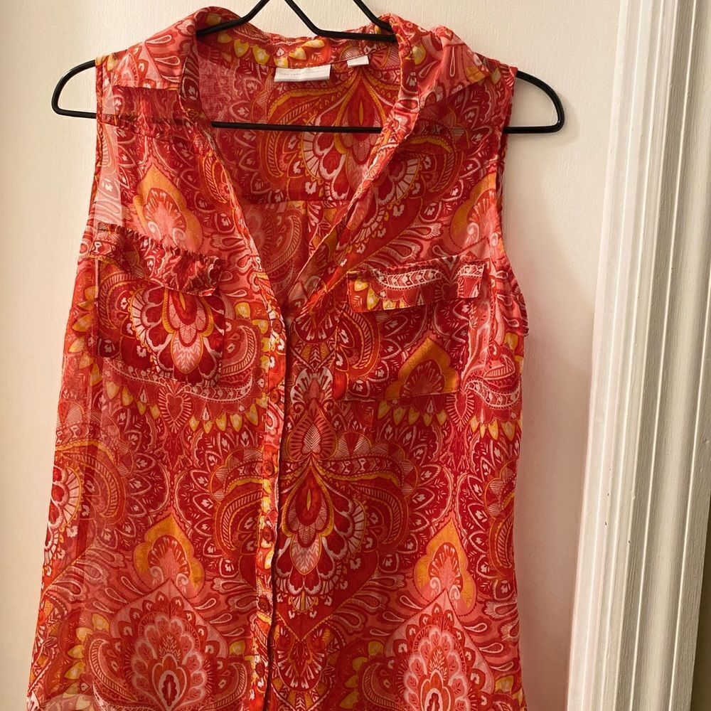 Red and yellow sleeveless button up top from New York and company size medium